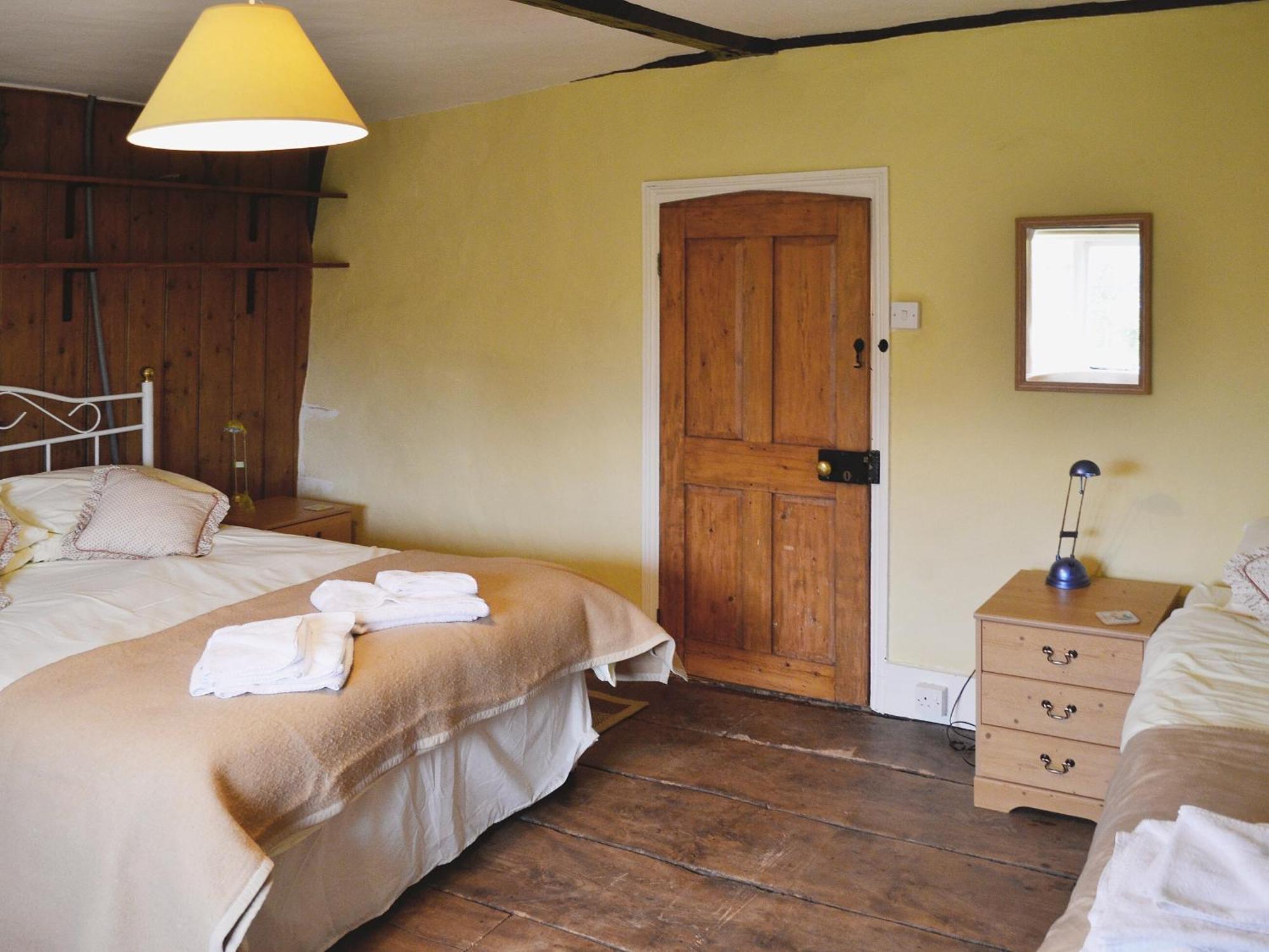 The Farmhouse Newent Exterior photo